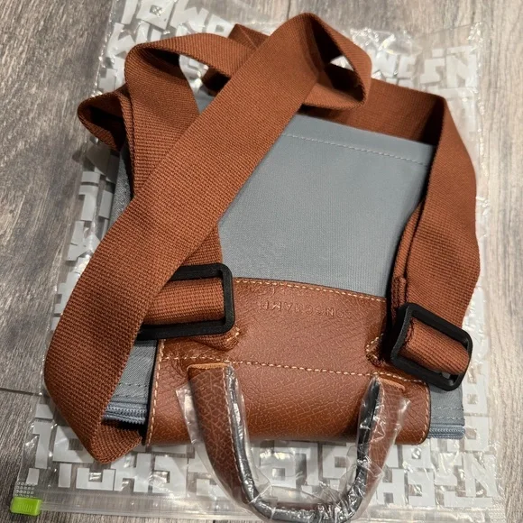 Longchamp medium backpack - Picture 2 of 3